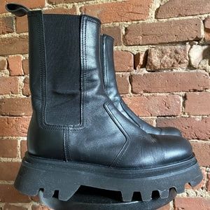 ZARA Black Leather Platform Chelsea Boots
